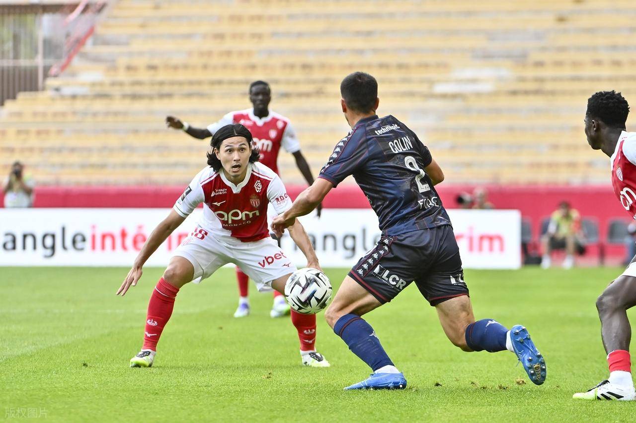 5-2，22岁巴萨旧将法蒂无敌双响，率队3连胜，逼近法甲领头羊